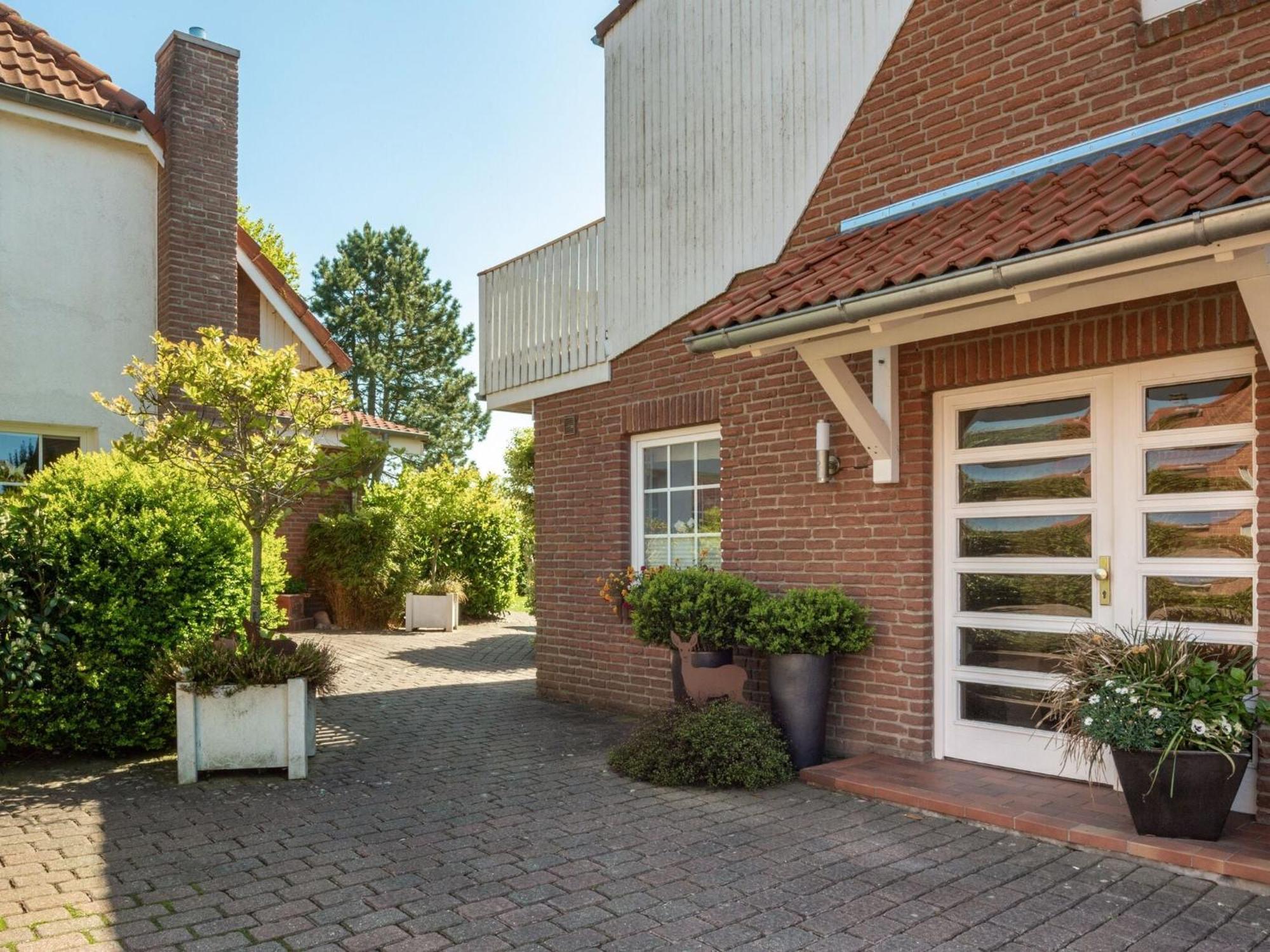 Enticing Holiday Home In Oldenburg With Garden Near Sea Dannau Eksteriør bilde