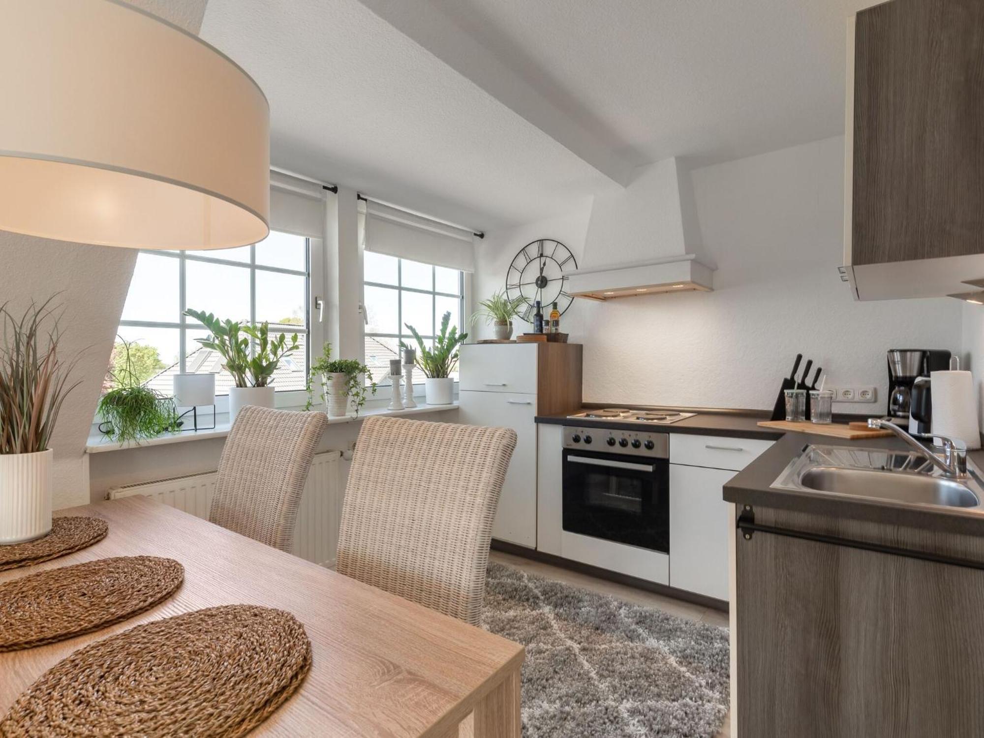 Enticing Holiday Home In Oldenburg With Garden Near Sea Dannau Eksteriør bilde