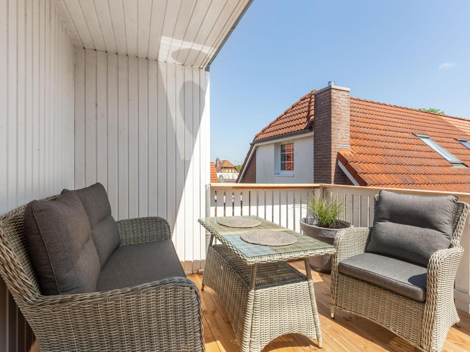 Enticing Holiday Home In Oldenburg With Garden Near Sea Dannau Eksteriør bilde